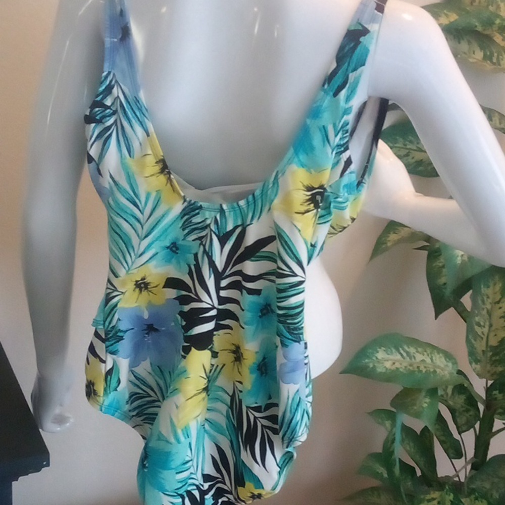 Jantzen One-Piece Swimsuit - Size 12 - Picture 2 of 4